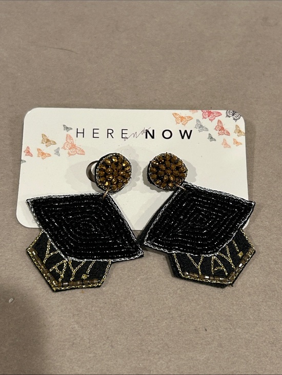 Here and Now Jewelry - Black Beaded Graduation Cap Earrings